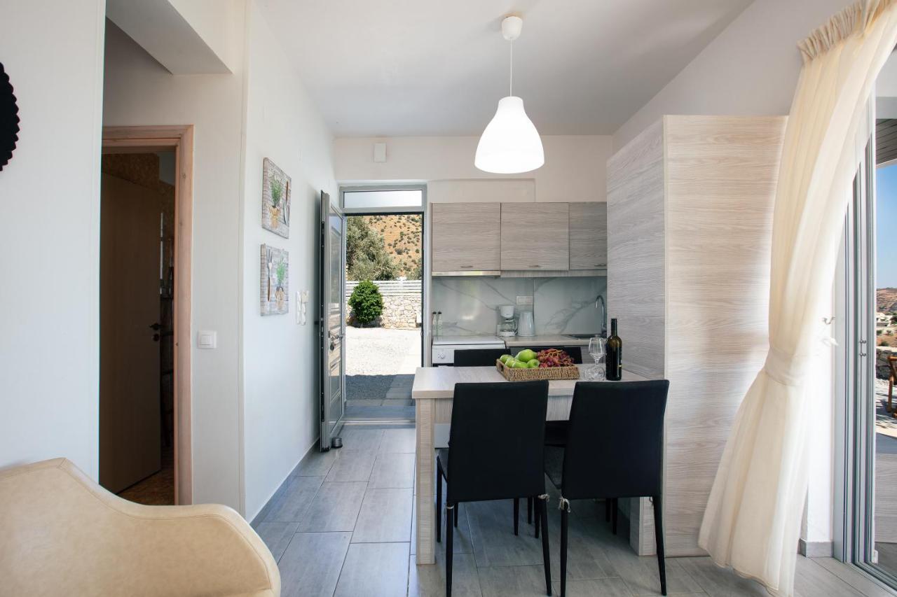 איה גליני Evgoro Luxury Suites מראה חיצוני תמונה