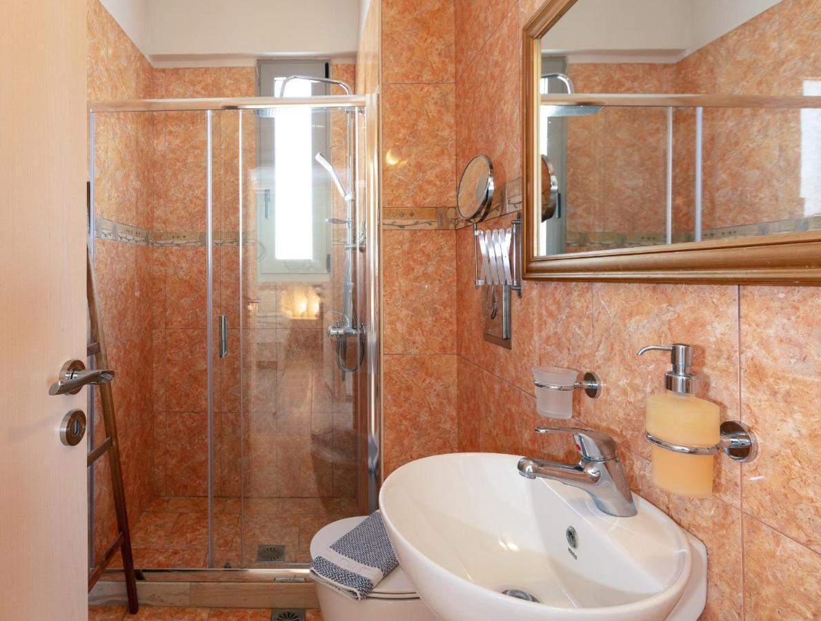 איה גליני Evgoro Luxury Suites מראה חיצוני תמונה