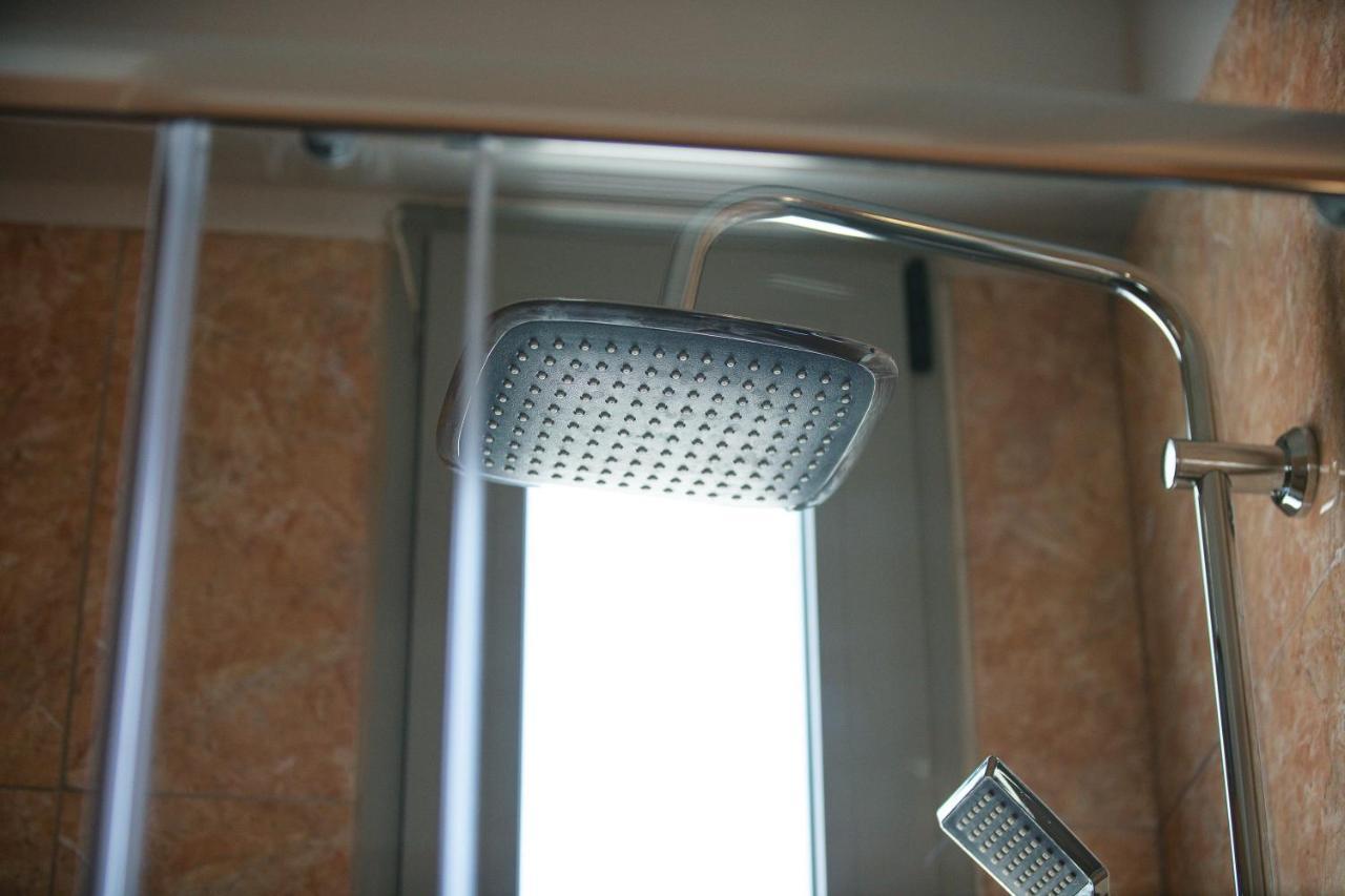 איה גליני Evgoro Luxury Suites מראה חיצוני תמונה