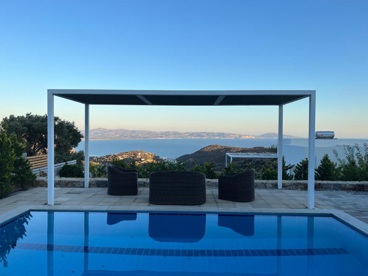 איה גליני Evgoro Luxury Suites מראה חיצוני תמונה
