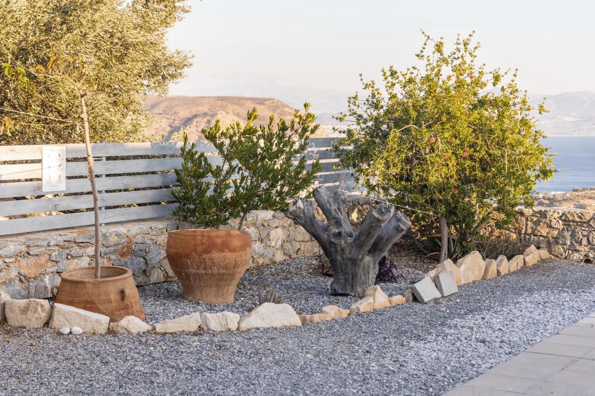 איה גליני Evgoro Luxury Suites מראה חיצוני תמונה