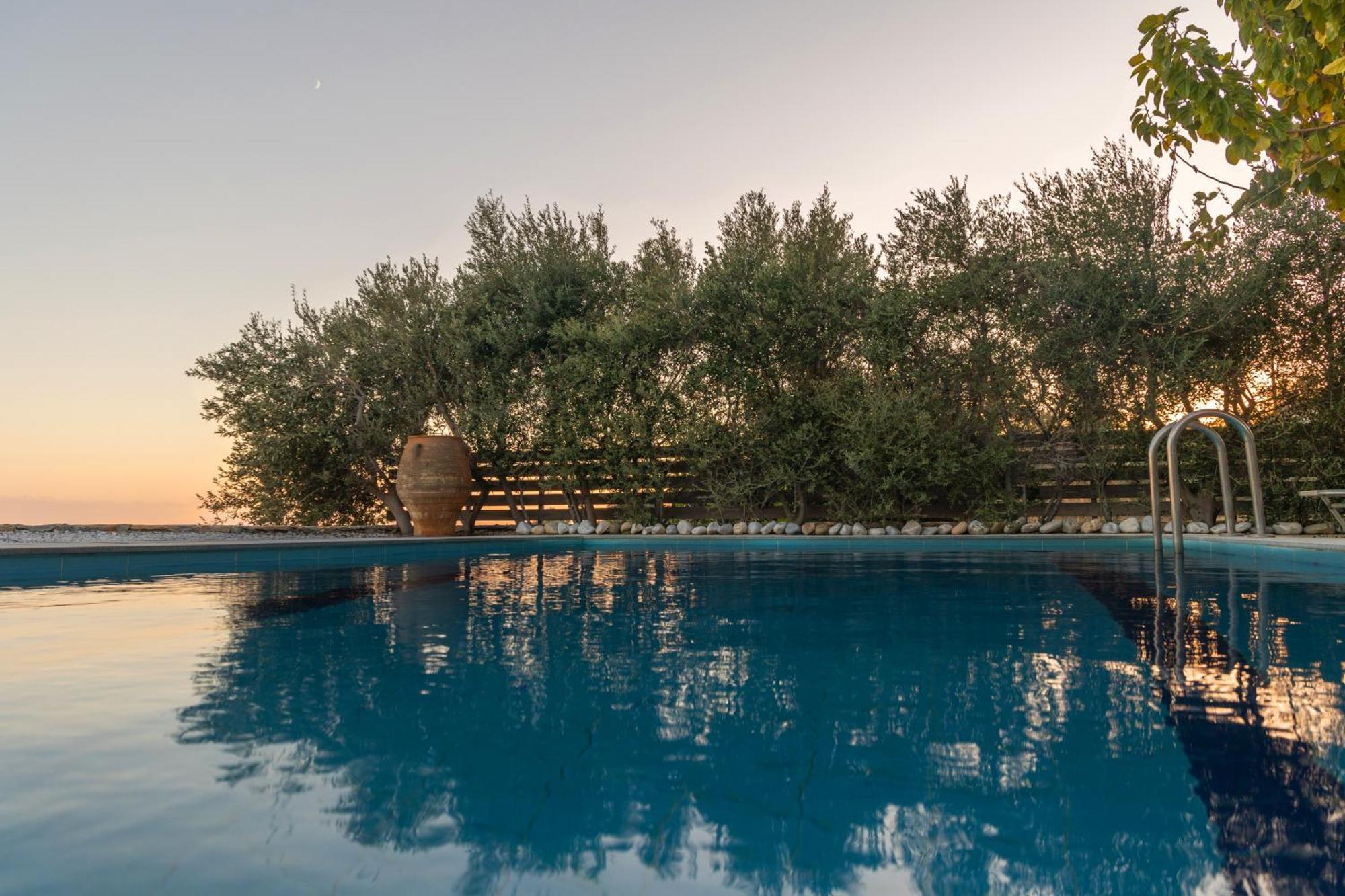 איה גליני Evgoro Luxury Suites מראה חיצוני תמונה